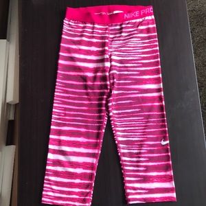 Nike Pro cropped leggings